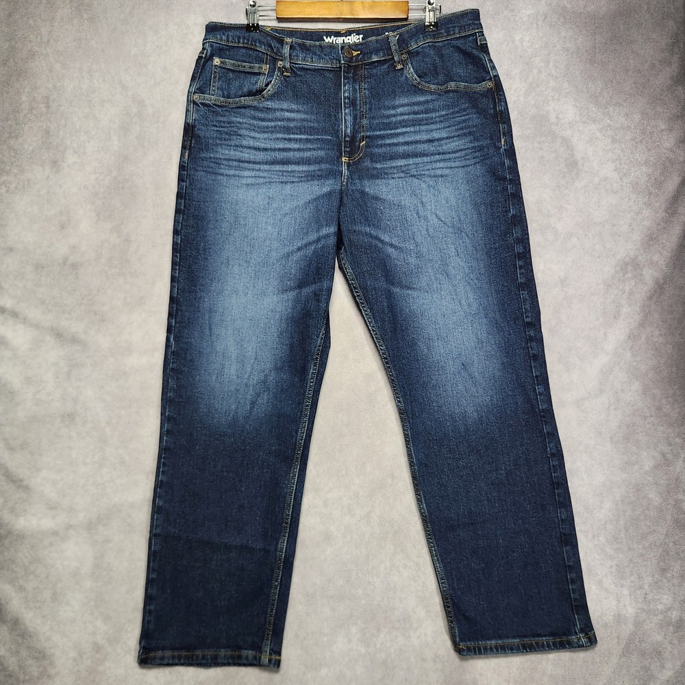 Wrangler Relaxed Fit Dark Wash Blue Jeans 36x30 Mens Stretch Denim Pants